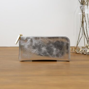 【ミラーシルバー】上品かつ高級感のある薄マチ軽量で大きく使えるL字財布/L字長財布【ユニセックス】