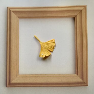 イチョウのブローチ