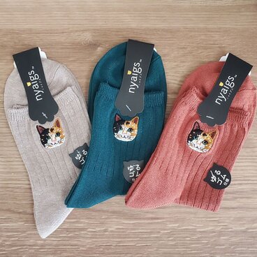 毛並みまで感じる猫靴下　福 FUKU