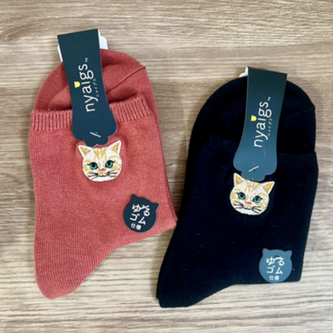 毛並みまで感じる猫靴下　トラ TORA