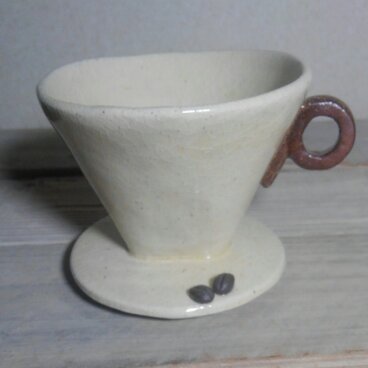 コーヒードリッパー（台形 １～２人用）珈琲ﾉ花上絵付 　※ただ今欠品中