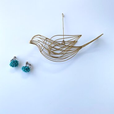 つぶつぶのイヤリング