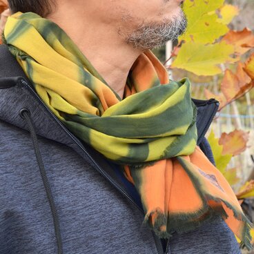 手染めストール オレンジ／グリーン