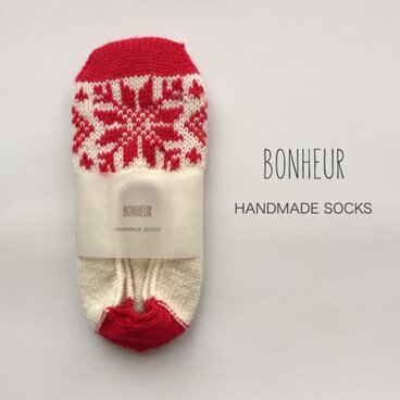 洗濯機で洗えるかわいい毛糸のフットカバー