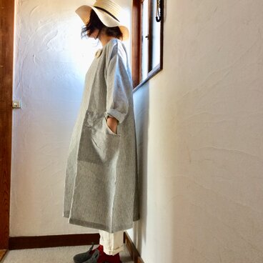 ストライプリネン１００　ビックポケットワンピース　ネイビー×オフホワイト