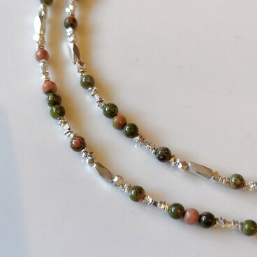 ユニカイト×カレンシルバーのロングネックレス