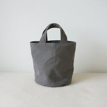 OVALTOTE (M) / smokygray