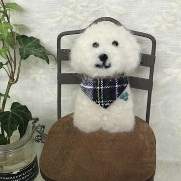 バンダナのトイプードルブローチ