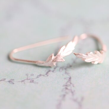 古代からの魅力・シダ植物のピアス