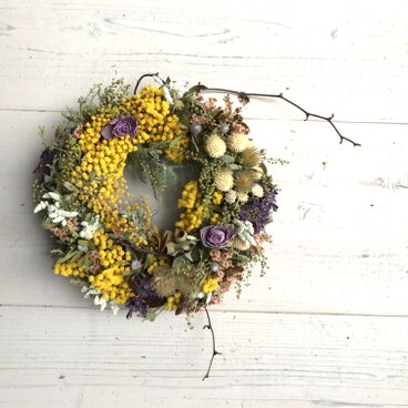 春・ナチュラルな大人ミモザのドライフラワーリース