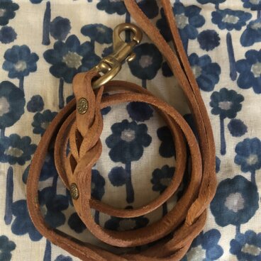 イタリア製本革リード