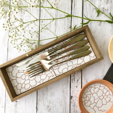 【受注生産品】スペインタイルのカトラリーケース（白）