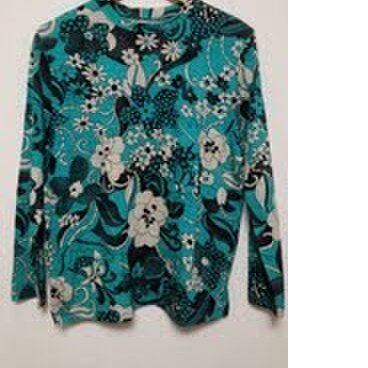 花柄グリーン長袖