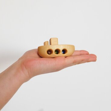 お風呂で遊べる 木のおもちゃ 小舟