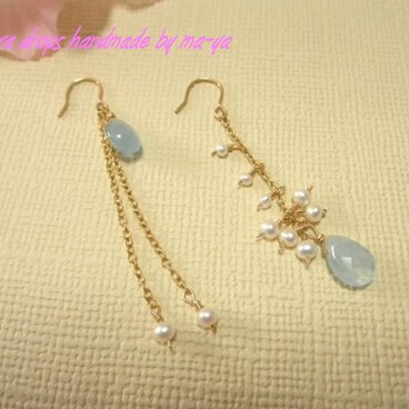 【14Kgf】アクアマリンと淡水パールのアシメピアス