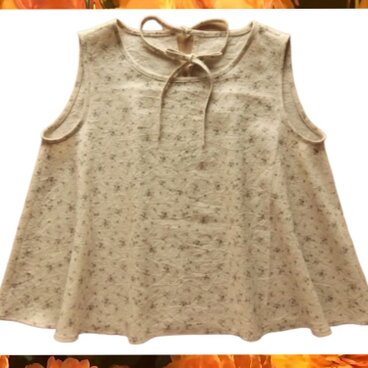 ハンドメイド◆綿麻小花柄　チョーカーリボンノースリーブフレアーブラウス　M～L