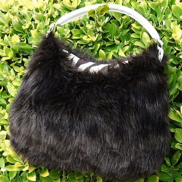 涙型アニマルフェイクファーバッグ
