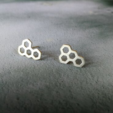 蜂の巣 シルバー ピアス イヤリング ノンホール シンプル 蜂 はちみつ