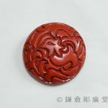 【彫刻】【漆】スカーフ留め　鳳凰