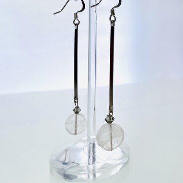 【フックピアス】丸型・ローズクォーツ・ロングバー・銀♪