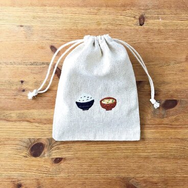刺繍入り巾着袋　「ごはんとお味噌汁」