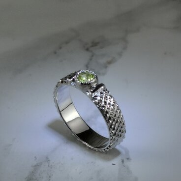 天然パロットクリソベリルリング　スターリングシルバー（SV925)