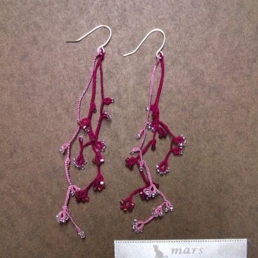 絹糸の枝のピアス red