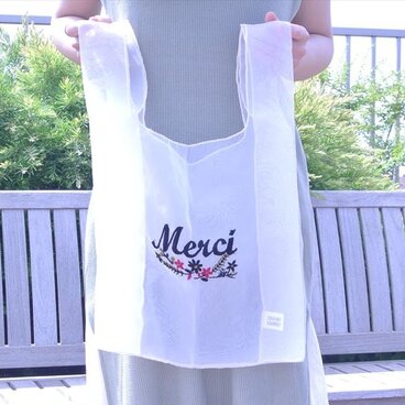 受注生産●オーガンジー 刺繍 マルシェバッグ フランス語 ロゴ 花柄●エコバッグ型 シースルー メッシュ素材