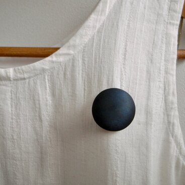 ブローチ　藍~ai~  ○