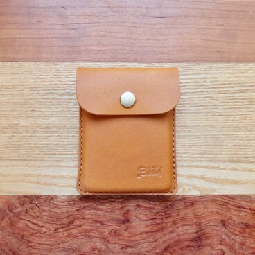 キャッシュレス時代に便利な本革Bokuno!カードケース キャメル