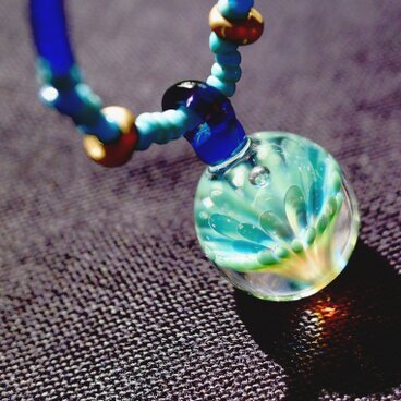 ガラスペンダント　float 青