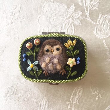フクロウのピルケース