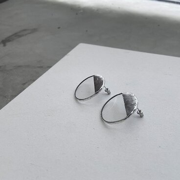 ハクガラス・サークルピアス//HAKU GLASS CIRCLE PIERCE