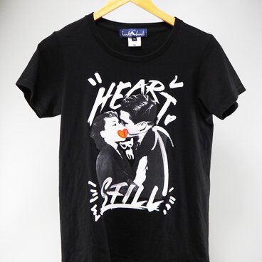 オリジナルグラフィックTシャツ – Heart Be Still