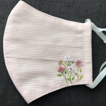 ワンポイント刺繍立体マスク98
