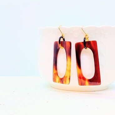 本べっ甲　スクエアピアス