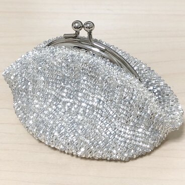 クリアシルバーのがま口