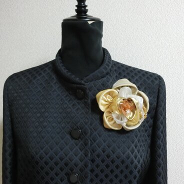 【＊受注製作＊】コサージュ　入卒式、結婚式、七五三などのお祝いの席やパーティ向け