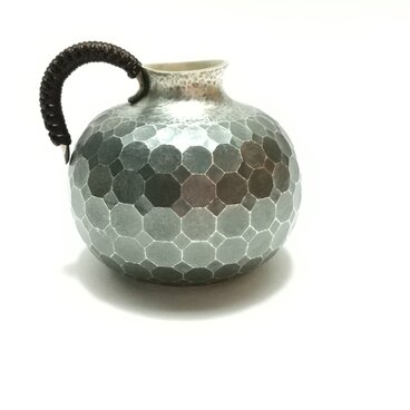 純銀製丸型ミルクポット、徳利　 八菱紋