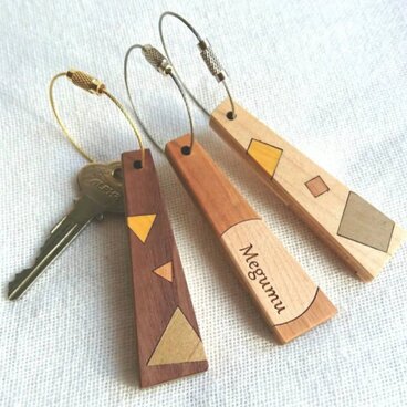 《名入れ無料》ステキなキーホルダー