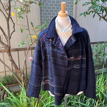 濃紺の裂き織ジャケット