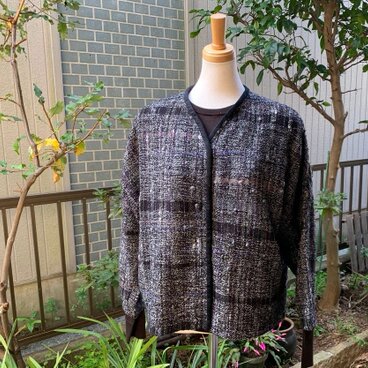 白黒シャネル風ジャケット