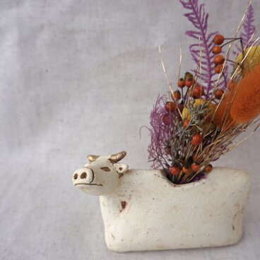 牛の一輪挿し　干支