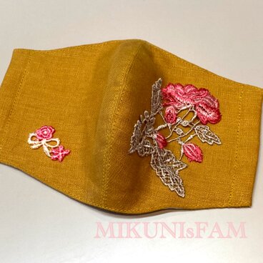 優雅なバラの刺繍の立体マスク＊日本製リネン＊送料無料