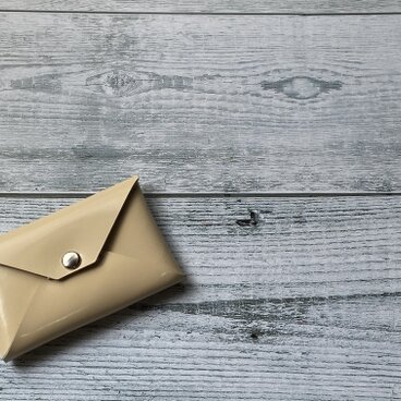 ✉L.A.Nが作ったCCB leather case ✉【牛革　 エナメル調 アイボリー系】