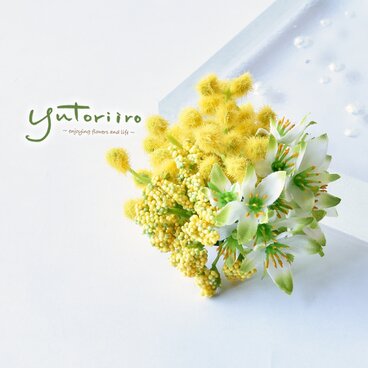 ミモザの2WAYコサージュ