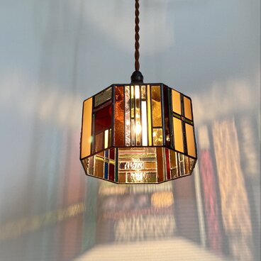 ステンドグラスランプ　8角、ブラウンとストライプたち