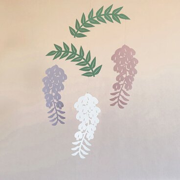 モビール「藤」