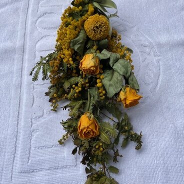 ミモザのスワッグ