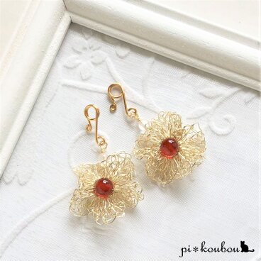 マスクイヤリング　ワイヤーレースのお花（レッドアゲート）　210304M